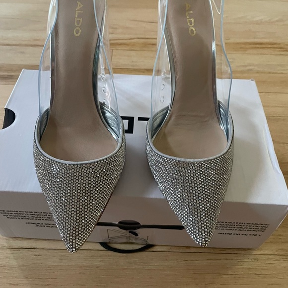 Aldo x Cinderella heels, size 9 these are a 4 inch heel beautiful shoe - Picture 4 of 16